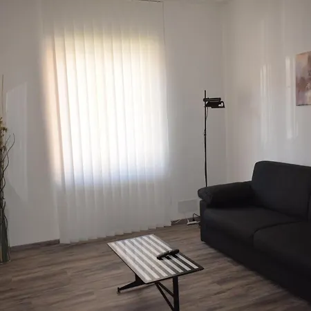 Living Apartment *